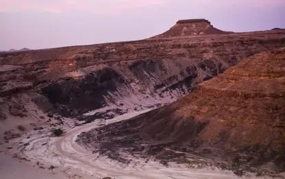 Dry canyon wadi belli stargazing desert hurghada